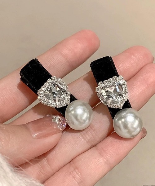 TONE SELECT GOODS(トーンセレクトグッズ)の「pur chouchou/パールミニヘアクリップセット P4095(バレッタ/ヘアクリップ・レディース・ブラック系その他/ブラック系その他2/ブラック系その他3・FREE)」の10枚目の写真