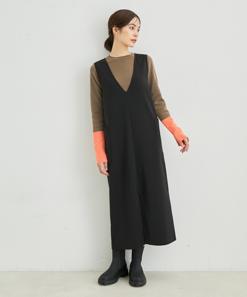 le cercle ADAM ET ROPE'（ルセルクルアダムエロペ）の「バイカラースリーブニット（ニット/セーター・レディース・サックスブルー/ブラック/オフホワイト/ベージュ系その他・FREE）」の11枚目の写真