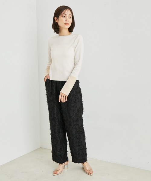 le cercle ADAM ET ROPE'（ルセルクルアダムエロペ）の「バイカラースリーブニット（ニット/セーター・レディース・サックスブルー/ブラック/オフホワイト/ベージュ系その他・FREE）」の16枚目の写真