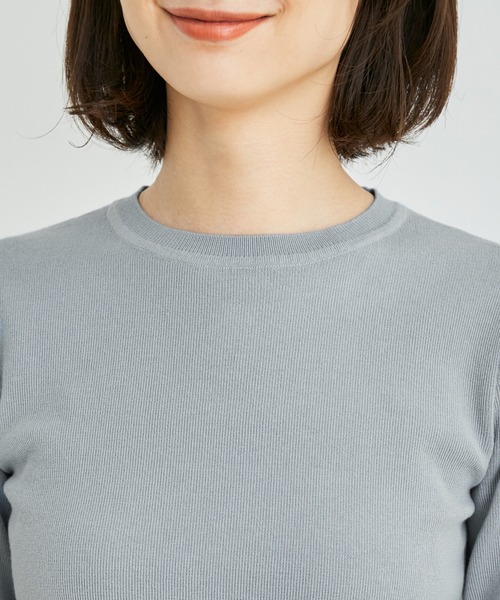 le cercle ADAM ET ROPE'（ルセルクルアダムエロペ）の「バイカラースリーブニット（ニット/セーター・レディース・サックスブルー/ブラック/オフホワイト/ベージュ系その他・FREE）」の20枚目の写真