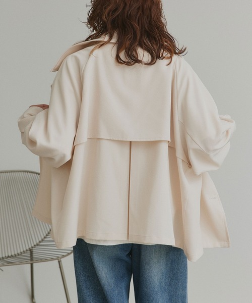 ad thie(アドティエ)の「トレンチコート ショート ラグラン ボタン ポケット(トレンチコート・レディース・アイボリー/ピンクベージュ/グリーン・FREE)」の18枚目の写真