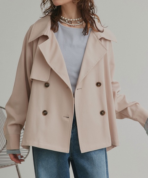 ad thie(アドティエ)の「トレンチコート ショート ラグラン ボタン ポケット(トレンチコート・レディース・アイボリー/ピンクベージュ/グリーン・FREE)」の9枚目の写真