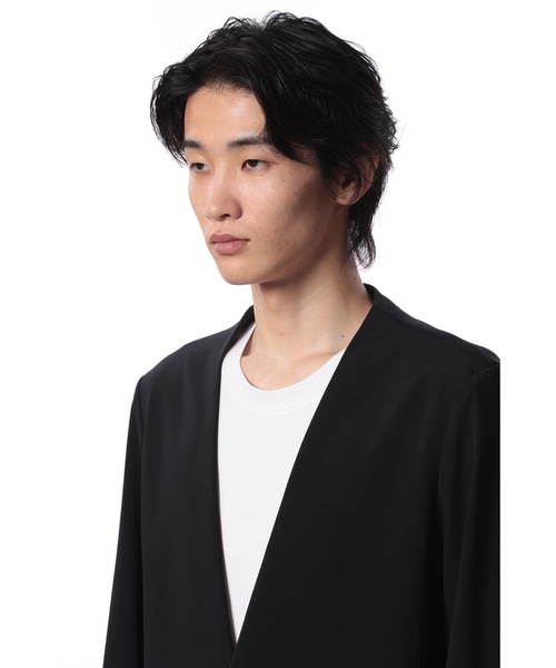 ATTACHMENT（アタッチメント）の「NY/CO ストレッチジャージー カラーレスジャケット / NY/CO STRETCH JERSEY COLLARLESS JACKET（ノーカラージャケット・メンズ・ダークグレー/ブラック・3/4/2/1）」の11枚目の写真