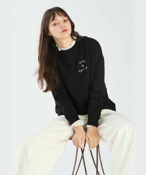 To b. by agnes b.(トゥービーバイアニエスベー)の「スリーレイヤード ロゴ スウェットプルオーバー(スウェット・レディース・ブラック・38/40)」の2枚目の写真
