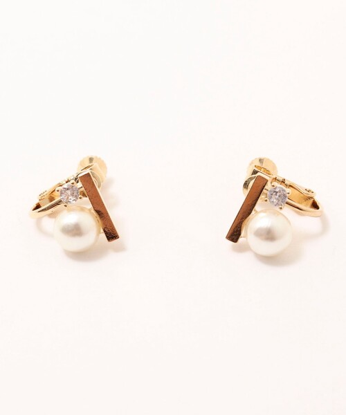 NOLLEY’S Sophi（ノーリーズソフィ）の「バーパールビジューイヤリング（イヤリング・レディース・オフホワイト・FREE）」の2枚目の写真