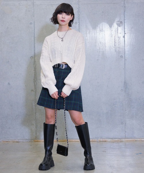 PAGEBOY(ページボーイ)の「スパンコールケーブルショート(ニット/セーター・レディース・ピンク/ブラック/ブルー/ホワイト・FREE)」の9枚目の写真