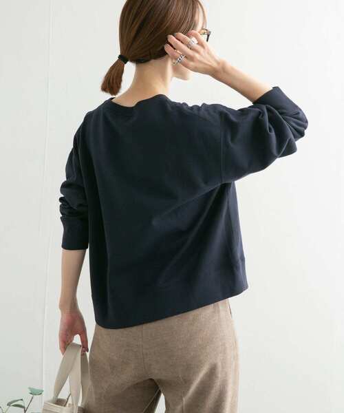URBAN RESEARCH DOORS(アーバンリサーチドアーズ)の「URGREEN コンパクトスウェットプルオーバー(Tシャツ/カットソー・レディース・ネイビー/オートミール/キャメル・MEDIUM)」の18枚目の写真