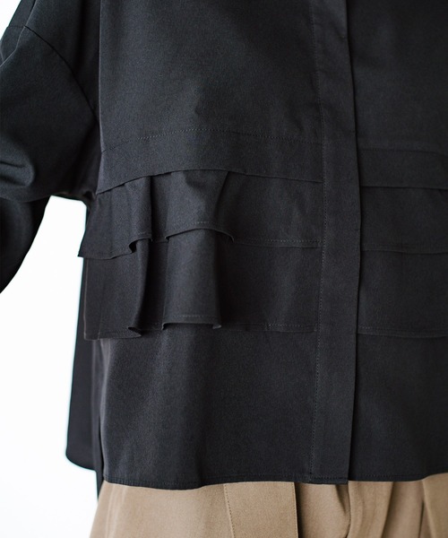 haco!（ハコ）の「胸の内、見せてあげないフリルシャツ（シャツ/ブラウス・レディース・ブラック/オフホワイト・LARGE/X-LARGE/MEDIUM/SMALL）」の19枚目の写真