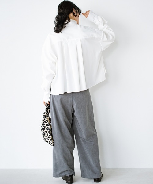 haco!（ハコ）の「胸の内、見せてあげないフリルシャツ（シャツ/ブラウス・レディース・ブラック/オフホワイト・LARGE/X-LARGE/MEDIUM/SMALL）」の16枚目の写真