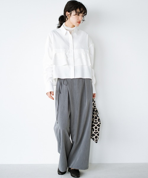 haco!（ハコ）の「胸の内、見せてあげないフリルシャツ（シャツ/ブラウス・レディース・ブラック/オフホワイト・LARGE/X-LARGE/MEDIUM/SMALL）」の13枚目の写真