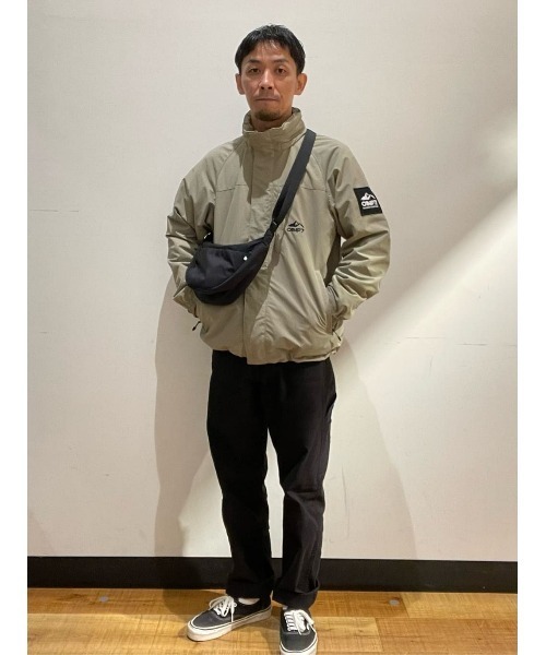 PLUS ONE（プラスワン）の「【PLUS ONE】ハーフムーンショルダーバッグ（ショルダーバッグ・メンズ・ライトベージュ/ブラック・ONE SIZE）」の7枚目の写真