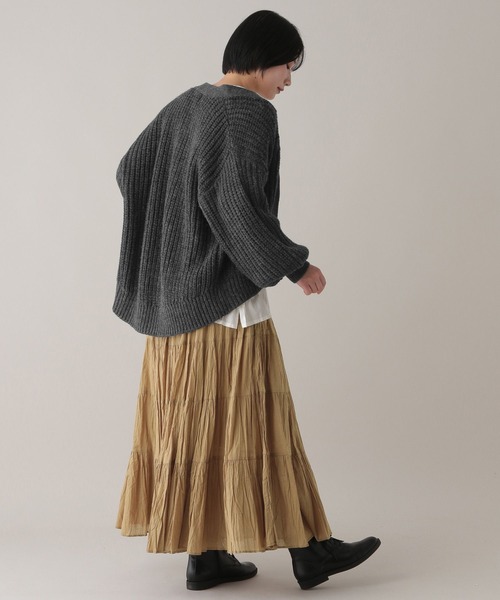 studio CLIP(スタディオクリップ)の「《natural by clip》3ゲージ 畔Vネックカーディガン(カーディガン/ボレロ・レディース・ブルー/チャコール/イエロー/ライトグレー・FREE)」の11枚目の写真