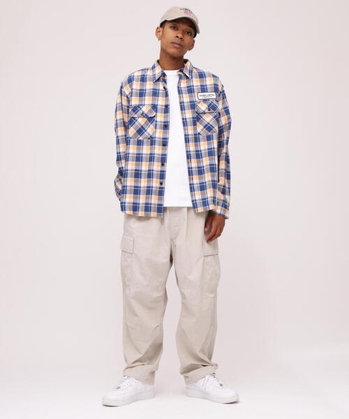 AVIREX（アヴィレックス）の「LONGSLEEVE INDIGO CHECK EMBROIDERY SHIRT / ロングスリーブ インディゴ チェック エンブロイデリー シャツ / AVIREX / アヴィレックス（シャツ/ブラウス・メンズ・オレンジ/ブルー・MEDIUM/LARGE/X-LARGE/XX-LARGE）」の22枚目の写真