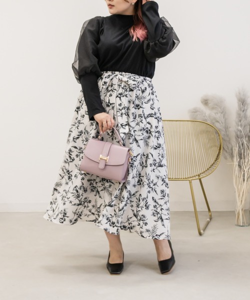 CLETTE（クレット）の「袖オーガンジー花柄ドッキングワンピース（ワンピース・レディース・ブラック系/アイボリー系・4L/LL/3L）」の2枚目の写真