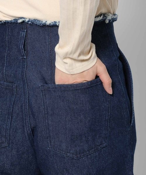 mysty woman（ミスティウーマン）の「サイドスリットハイウエストデニムパンツ 996921（デニムパンツ・レディース・ネイビー/ブラック・FREE）」の13枚目の写真