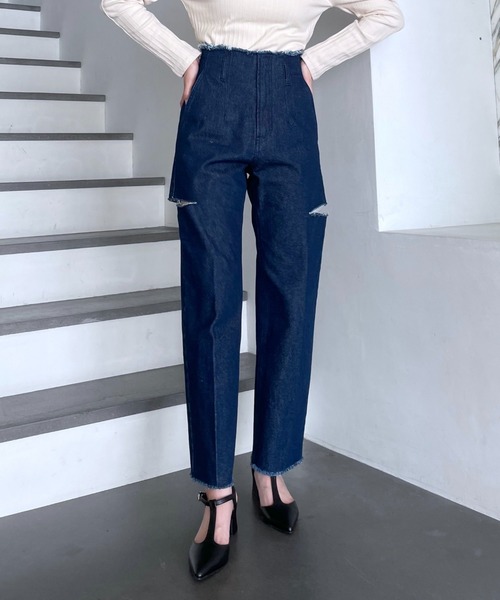 mysty woman（ミスティウーマン）の「サイドスリットハイウエストデニムパンツ 996921（デニムパンツ・レディース・ネイビー/ブラック・FREE）」の17枚目の写真
