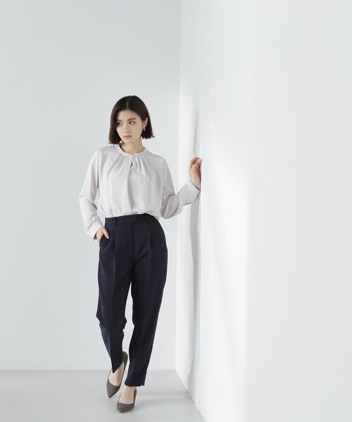 NATURAL BEAUTY BASIC(ナチュラルビューティーベーシック)の「◇PeサテンストレッチSETUPシリーズ テーパードパンツ(スラックス・レディース・ネイビー/グレー・LARGE/SMALL/X-SMALL/MEDIUM)」の21枚目の写真