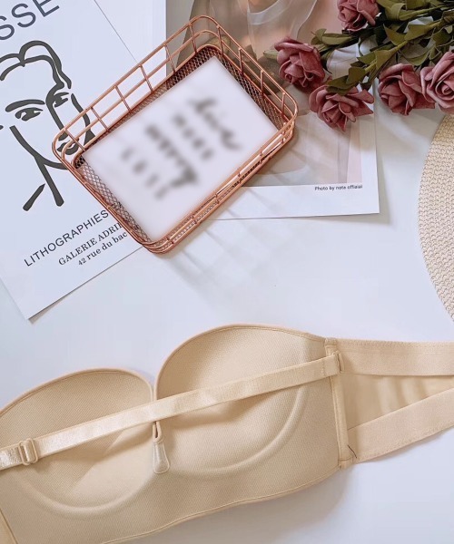 Miniministore(ミニミニストア)の「ストラップレスブラ盛れるずれない落ちない(ブラジャー・レディース・ブラック/ライトベージュ/ラベンダー・L/XL/S/M)」の14枚目の写真