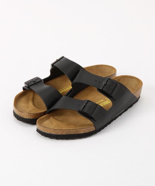 SHIPS（シップス）の「BIRKENSTOCK: 【ARIZONA】 スムースレザー（サンダル・メンズ・ホワイト/ブラック・41/39/40/42/43）」の2枚目の写真