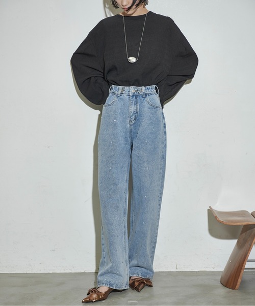 THE YOn(ザヨン)の「ラインストーンデニムパンツ(デニムパンツ・レディース・ブラック/ライトブルー/ブルー・S/M)」の2枚目の写真