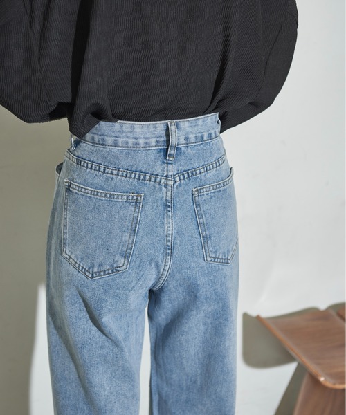 THE YOn（ザヨン）の「ラインストーンデニムパンツ（デニム