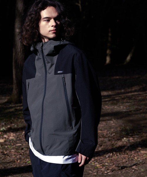 ragged mountain（ラギットマウンテン）の「【RAGGED MOUNTAIN/ラギットマウンテン】 NEWBURY シェルジャケット（マウンテンパーカー・メンズ・ホワイト/ブラック/カーキ・MEDIUM/X-LARGE/LARGE）」の22枚目の写真