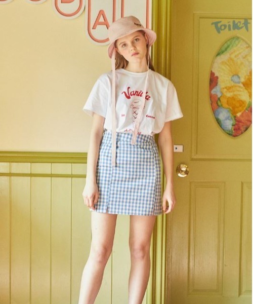 LUVISTRUE(ラヴイズトゥルー)の「DE VANILLA / PANCAKE TEE(Tシャツ/カットソー・レディース・ホワイト×レッド/ホワイト×グリーン・FREE)」の3枚目の写真