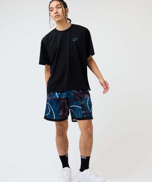 SPALDING(スポルディング)の「【SPALDING/スポルディング】プラクティスパンツ トップ オブ ザ キー コラージュ/ウエストゴム吸水速乾UVカットショートパンツ(その他パンツ・メンズ・ライラック/ダークグリーン/グレー・LARGE/X-LARGE/MEDIUM)」の3枚目の写真