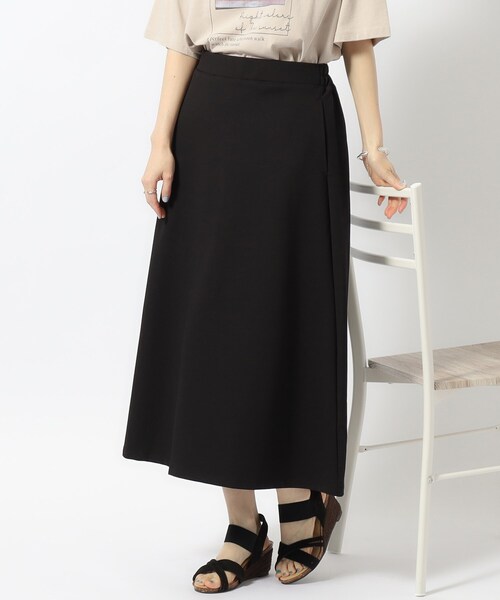 SHOO・LA・RUE(シューラルー)の「◆【無理せずキレイ】気軽に女性らしさをプラスする セミフレアスカート(スカート・レディース・オフホワイト/ブラック/ダークオリーブ・02/03/04)」の1枚目の写真