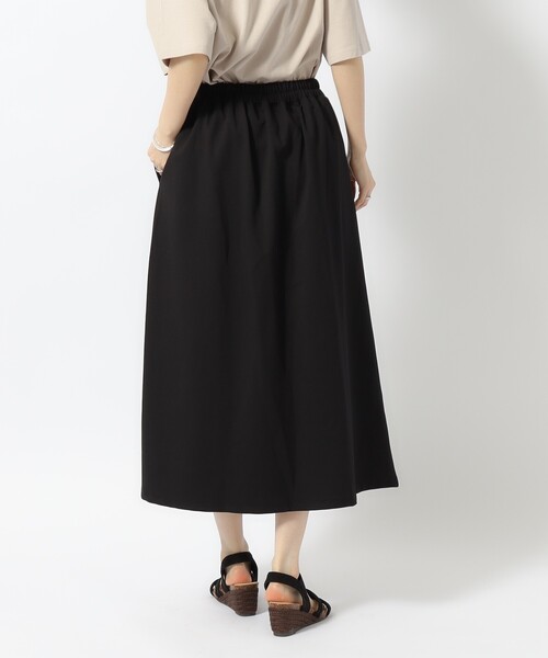 SHOO・LA・RUE(シューラルー)の「◆【無理せずキレイ】気軽に女性らしさをプラスする セミフレアスカート(スカート・レディース・オフホワイト/ブラック/ダークオリーブ・02/03/04)」の6枚目の写真