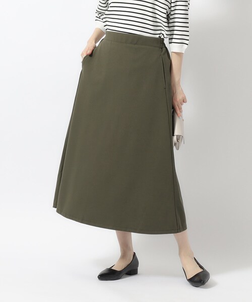 SHOO・LA・RUE(シューラルー)の「◆【無理せずキレイ】気軽に女性らしさをプラスする セミフレアスカート(スカート・レディース・オフホワイト/ブラック/ダークオリーブ・02/03/04)」の11枚目の写真