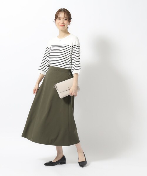 SHOO・LA・RUE(シューラルー)の「◆【無理せずキレイ】気軽に女性らしさをプラスする セミフレアスカート(スカート・レディース・オフホワイト/ブラック/ダークオリーブ・02/03/04)」の13枚目の写真
