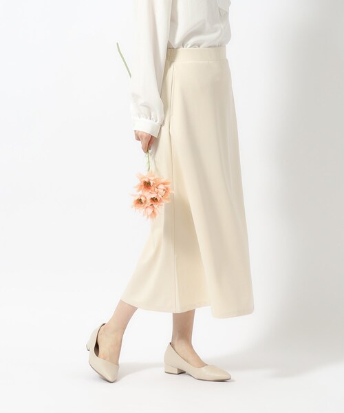 SHOO・LA・RUE(シューラルー)の「◆【無理せずキレイ】気軽に女性らしさをプラスする セミフレアスカート(スカート・レディース・オフホワイト/ブラック/ダークオリーブ・02/03/04)」の16枚目の写真