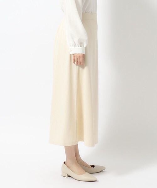 SHOO・LA・RUE(シューラルー)の「◆【無理せずキレイ】気軽に女性らしさをプラスする セミフレアスカート(スカート・レディース・オフホワイト/ブラック/ダークオリーブ・02/03/04)」の20枚目の写真