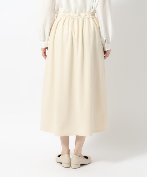 SHOO・LA・RUE(シューラルー)の「◆【無理せずキレイ】気軽に女性らしさをプラスする セミフレアスカート(スカート・レディース・オフホワイト/ブラック/ダークオリーブ・02/03/04)」の21枚目の写真