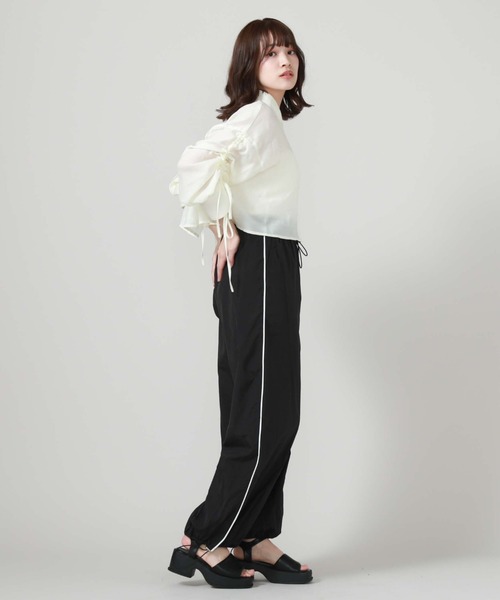 archives（アルシーヴ）の「ドロストスリーブショートシャツ（シャツ/ブラウス・レディース・オフホワイト/グレー/グリーン/ブルー・MEDIUM）」の12枚目の写真