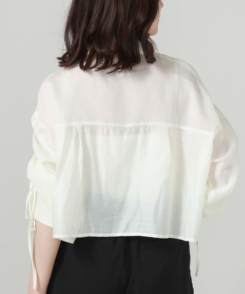 archives（アルシーヴ）の「ドロストスリーブショートシャツ（シャツ/ブラウス・レディース・オフホワイト/グレー/グリーン/ブルー・MEDIUM）」の6枚目の写真