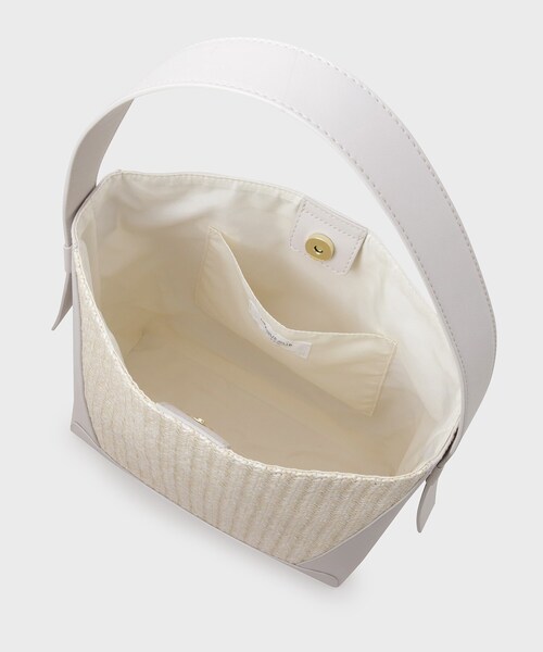 OPAQUE.CLIP（オペークドットクリップ）の「◆雑材合皮コンビワンショルダーバッグ（ショルダーバッグ・レディース・ベージュ/アイボリー/ブラック・00）」の9枚目の写真