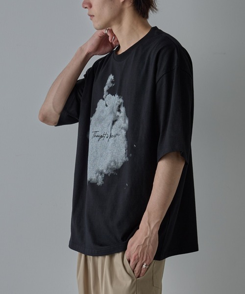 COLONY 2139（コロニートゥーワンスリーナイン）の「スモークプリントTシャツ（Tシャツ/カットソー・メンズ・ブラック/ホワイト・MEDIUM/LARGE）」の9枚目の写真