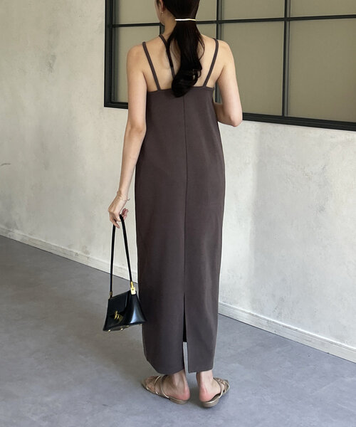 Thevon（ゼボン）の「ホルターネックカップ付きナローキャミワンピース（ワンピース・レディース・ブラック/グレー/オレンジ/モカ・S/M）」の16枚目の写真