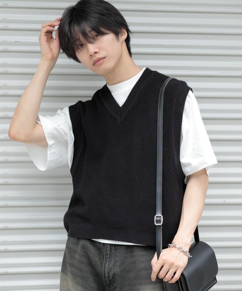 PERVERZE ニットベスト トップス