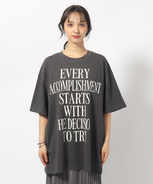 Cutie Blonde（キューティーブロンド）の「◆ゆるっとが今年らしい プリントBIG Tシャツ（Tシャツ/カットソー・レディース・チャコール/ホワイト系その他/ホワイト系その他3/ベージュ系その他5/ホワイト系その他6/ホワイト系その他7/ネイビー系5/ブラック系4・00）」の9枚目の写真