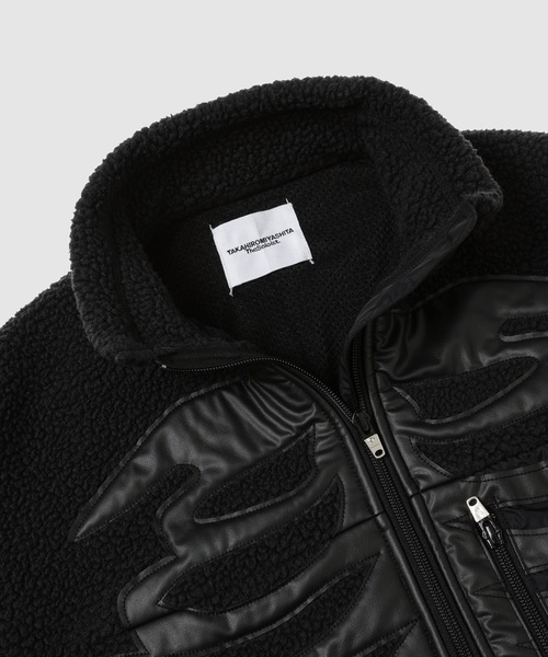TAKAHIROMIYASHITATheSoloIst.(タカヒロミヤシタザソロイスト)の「stand up collar fleece jacket.(その他アウター・メンズ・ブラック×ブラック/ブラック×ホワイト・44)」の4枚目の写真