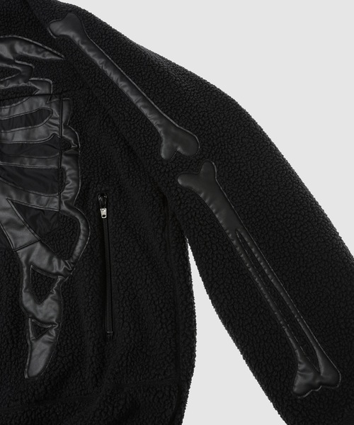 TAKAHIROMIYASHITATheSoloIst.(タカヒロミヤシタザソロイスト)の「stand up collar fleece jacket.(その他アウター・メンズ・ブラック×ブラック/ブラック×ホワイト・44)」の6枚目の写真