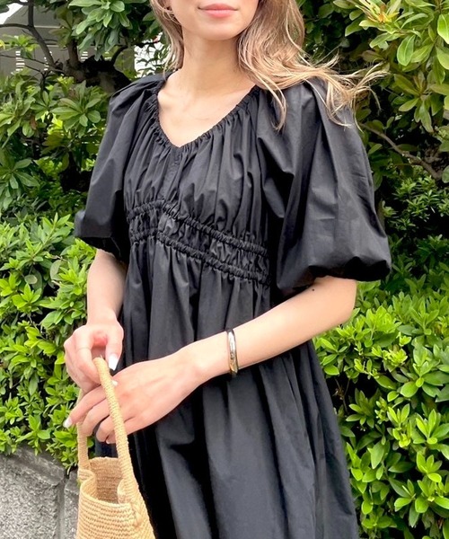 BARNYARDSTORM（バンヤードストーム）の「BARNYARDSTORM / ボリュームスリーブロングドレス（ワンピース・レディース・ブラック/ベージュ・S/M）」の13枚目の写真