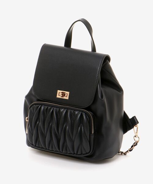 MAJESTIC LEGON(マジェスティックレゴン)の「クラシカルキルティングリュック(バックパック/リュック・レディース・アイボリー/ブラック/グレイッシュベージュ・FREE)」の17枚目の写真