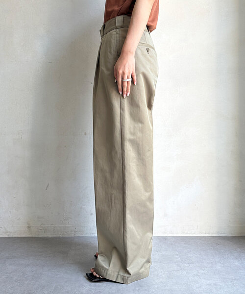 DouDou（ドゥドゥ）の「センタープレスチノパン（チノパンツ・レディース・ベージュ/ブラック・36/38）」の22枚目の写真