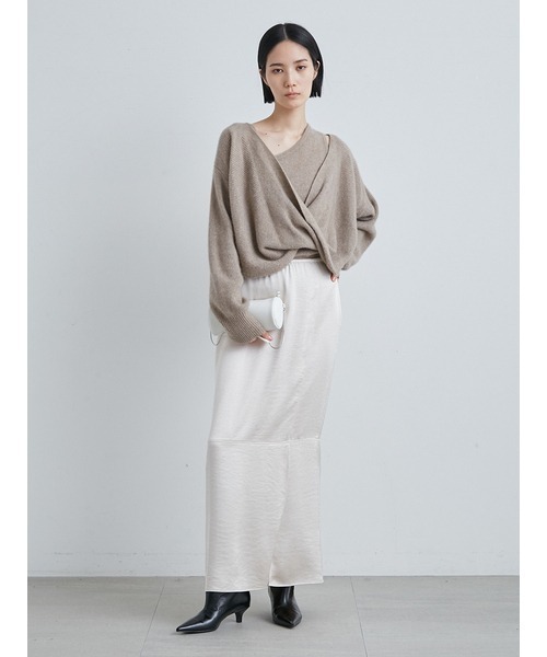 MIESROHE（ミースロエ）の「サテンＩライン切り替えスカート（スカート・レディース・ブラック/アイボリー/モカ・1/0）」の22枚目の写真