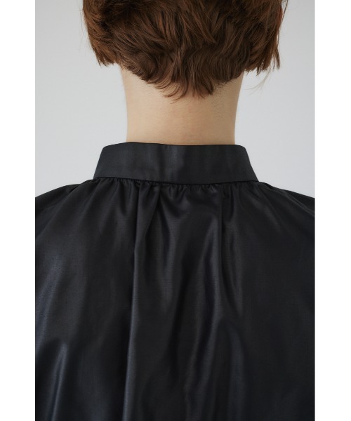 RIM.ARK(リムアーク)の「Leather like compact vest(ベスト・レディース・ブラック・38/36)」の11枚目の写真