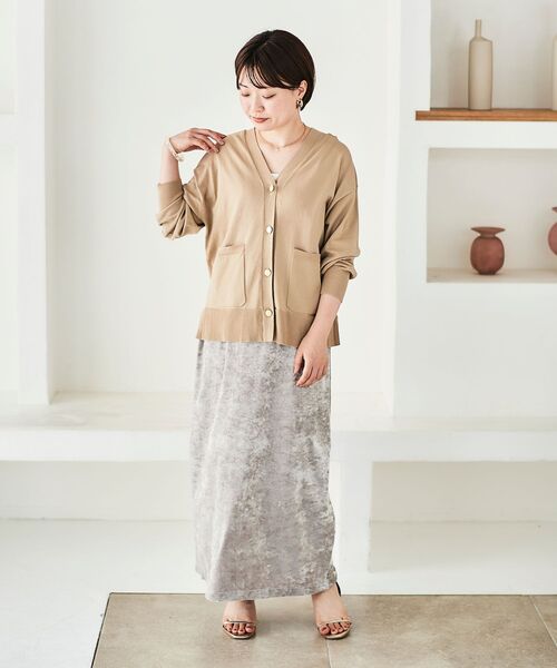 le.coeur blanc（ルクールブラン）の「クラッシュベロアIラインスカート（スカート・レディース・ブラック/ベージュ・38）」の8枚目の写真